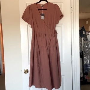 Mauve wrap around dress, size medium, never worn